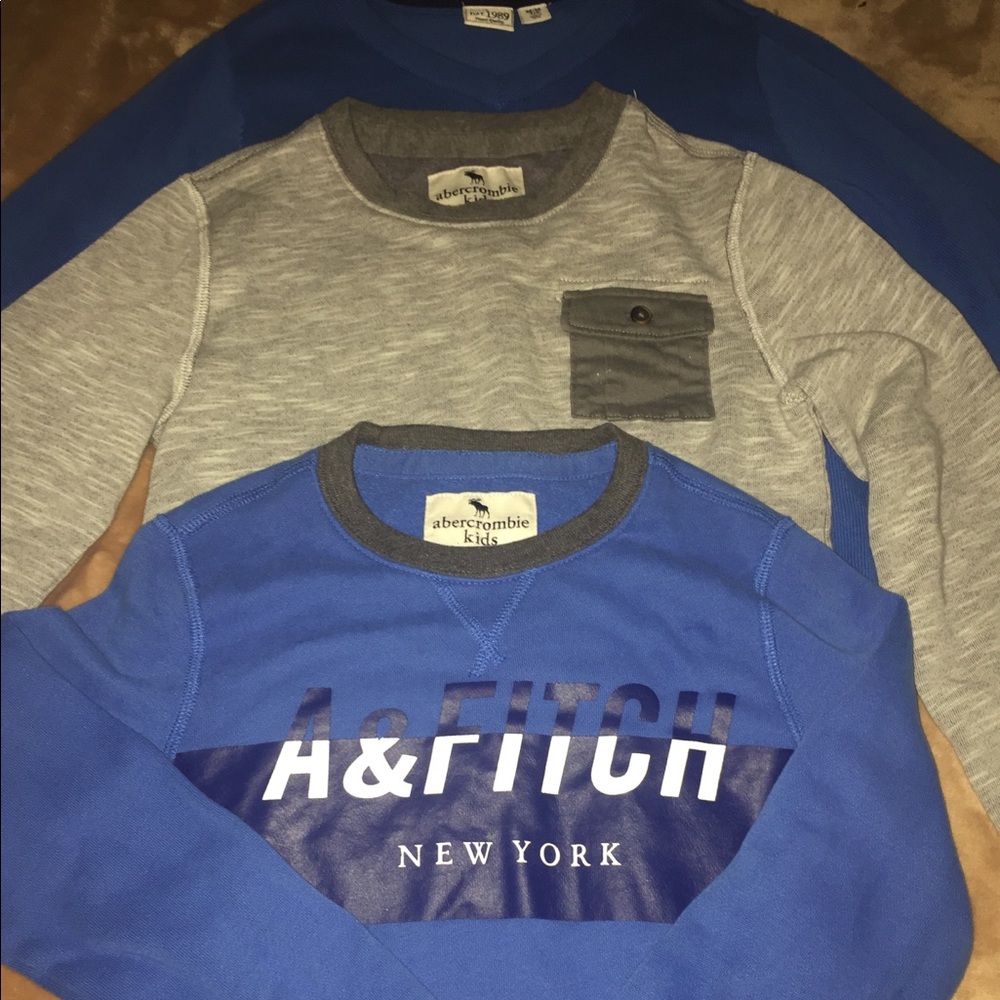 Abercrombie Kids logo graphic pullovers